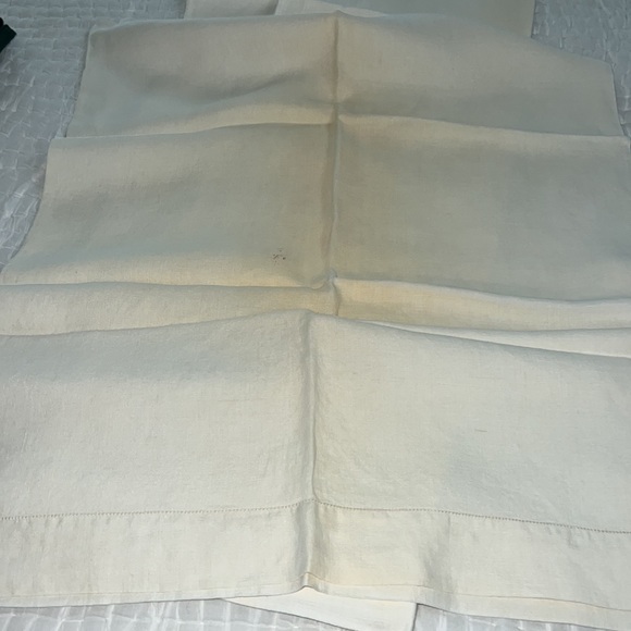Vintage 100% Irish linen pillowcases w/Metered Edge - Picture 3 of 4